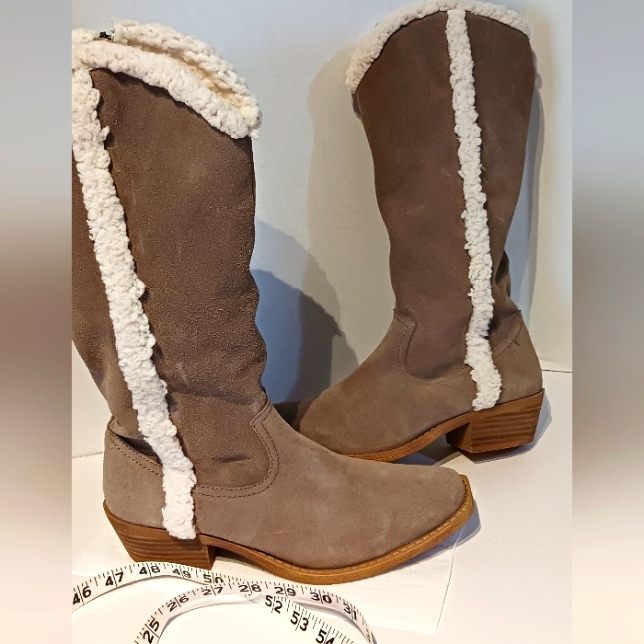 Dingo Jango Faux Fur Lined Cowboy Zip Boot Sz. 8.5